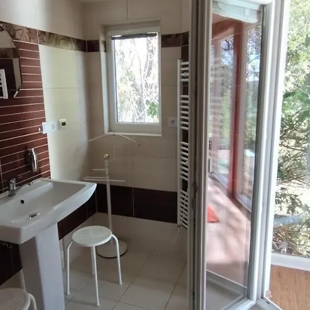 Samostatny Suchohrdly U Znojma Privat bolig Kucharovice